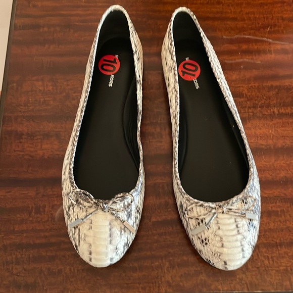 New  Michael Kors ballet flat shoes leather in /out made in Italy size10 snake - Picture 1 of 7